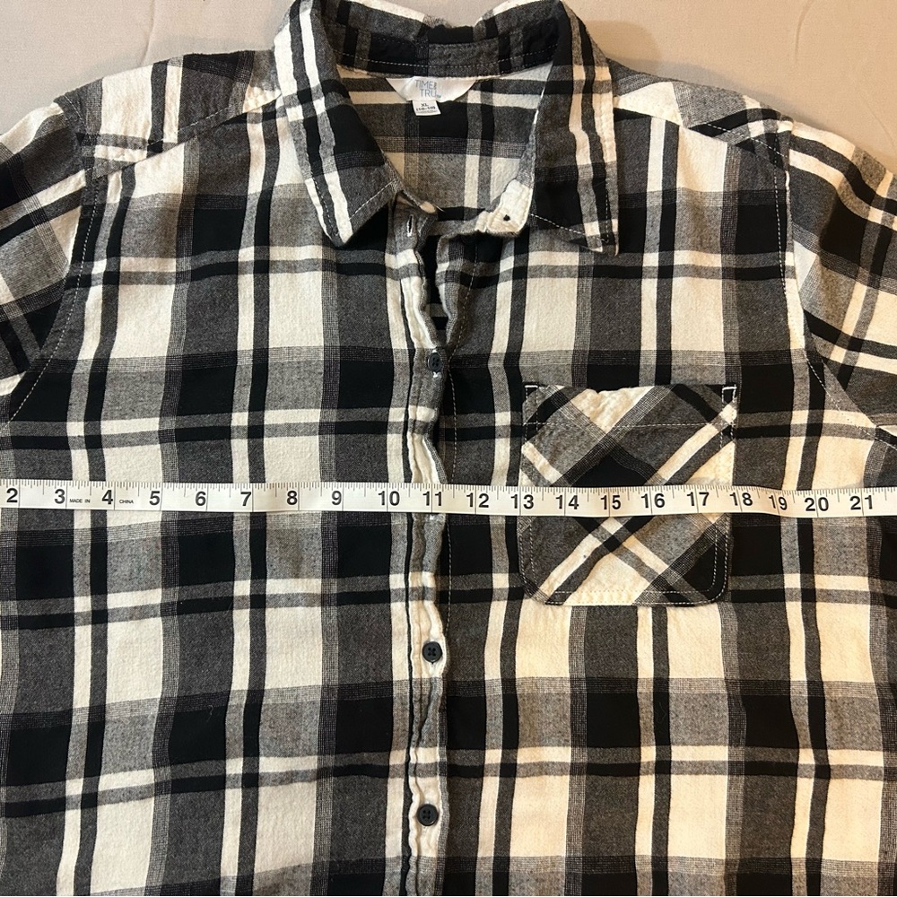 Time and Tru Black & White Plaid Flannel Shirt Size XL - Picture 5 of 10